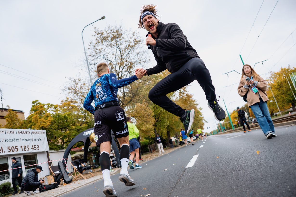 141A0045 1230x820 - KIBICUJ NA MARATONIE!